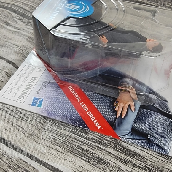 DISNEY Hasbro StarWars Princess Lea as General Action figure - Picture 3 of 4